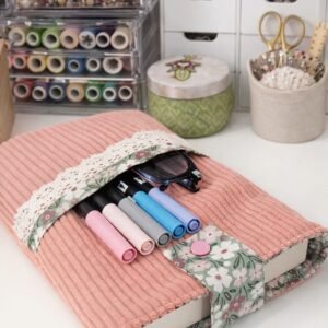 Housse livre velours vieux rose et coton fleuri